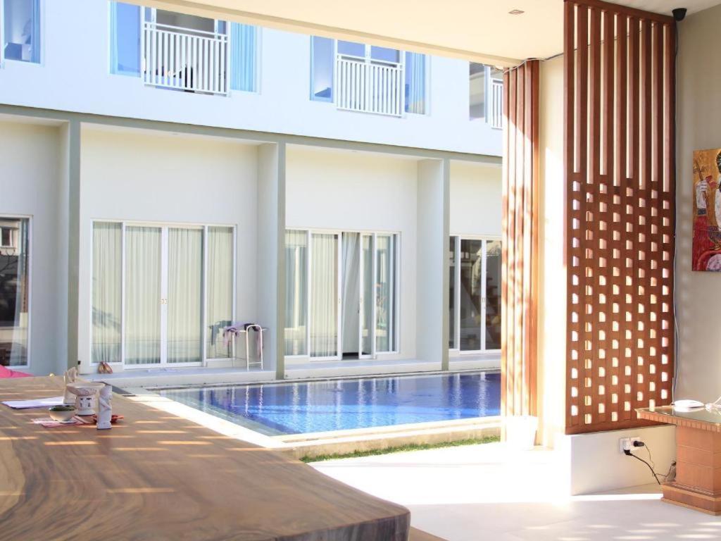The Vinhill Studio Bali Apartment Екстер'єр фото