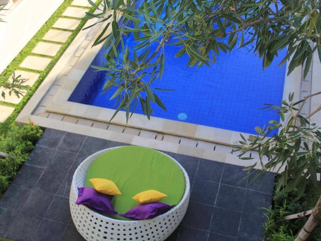 The Vinhill Studio Bali Apartment Екстер'єр фото