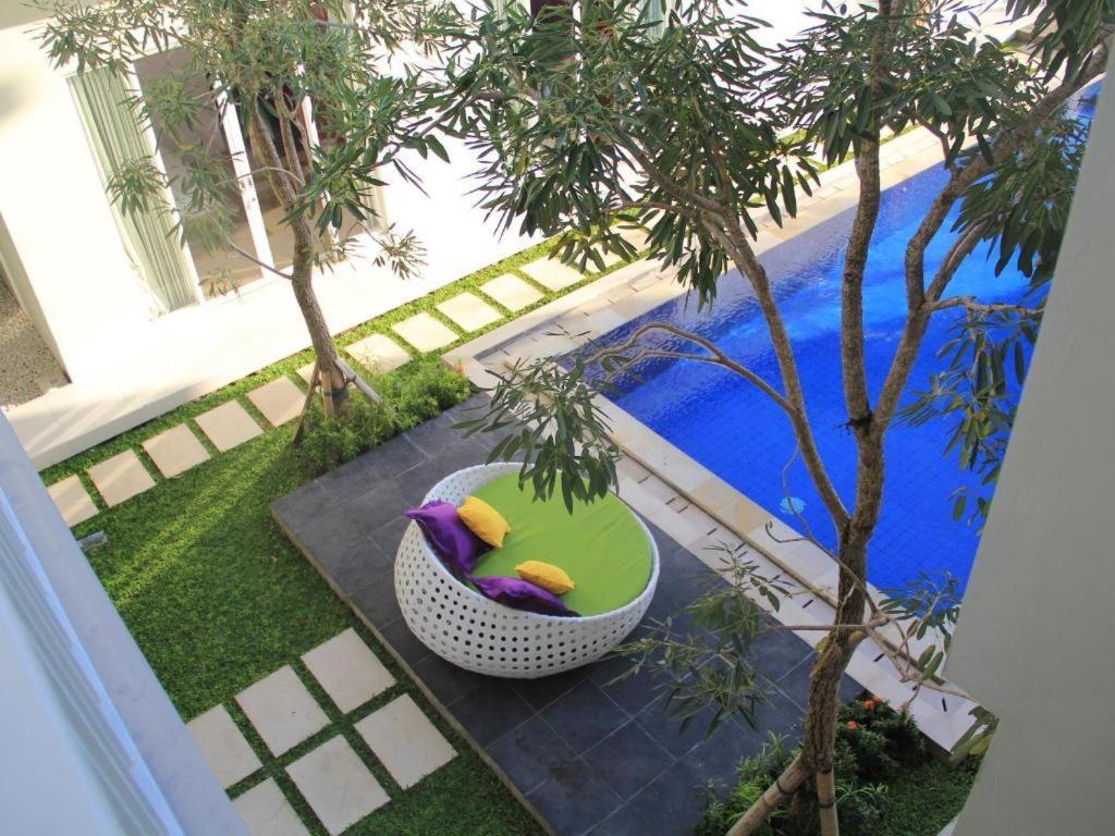 The Vinhill Studio Bali Apartment Екстер'єр фото