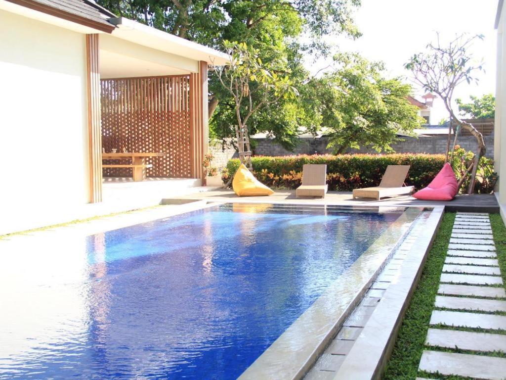 The Vinhill Studio Bali Apartment Екстер'єр фото