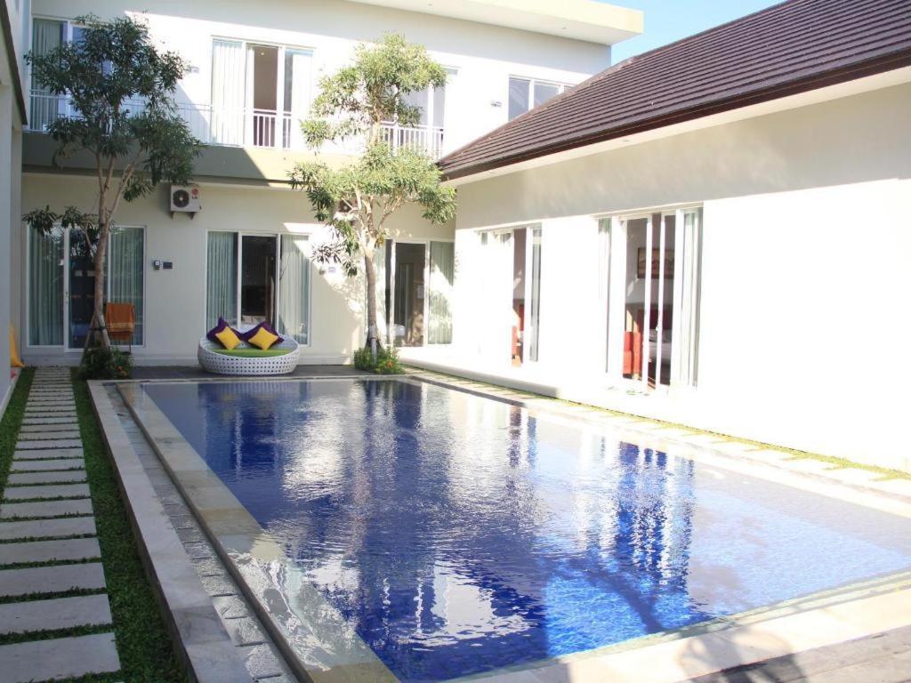 The Vinhill Studio Bali Apartment Екстер'єр фото