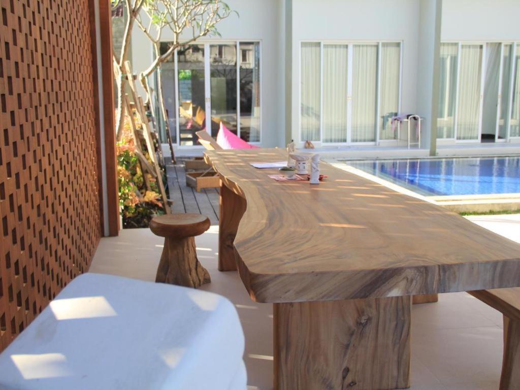 The Vinhill Studio Bali Apartment Екстер'єр фото